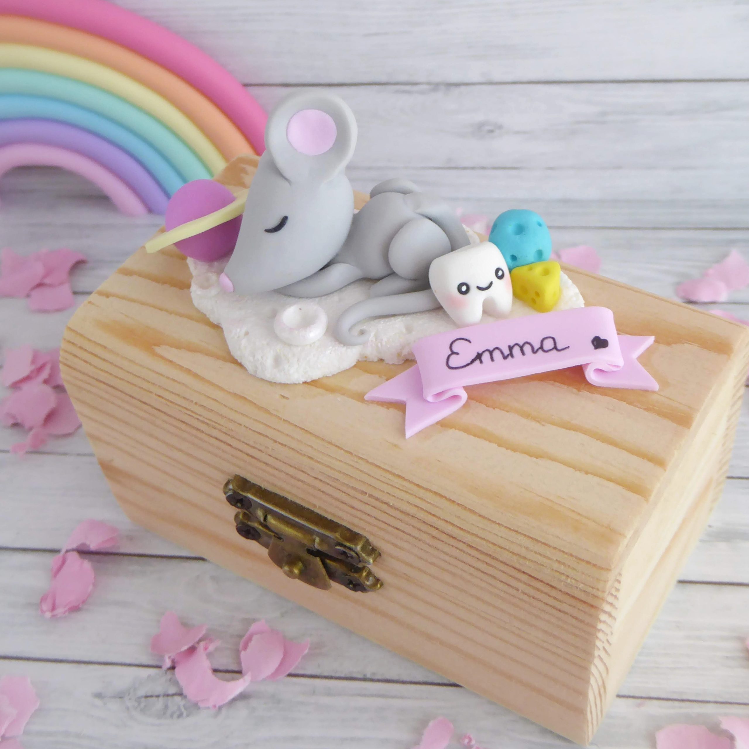 Cajita guardadientes "Ratoncito en el espacio"