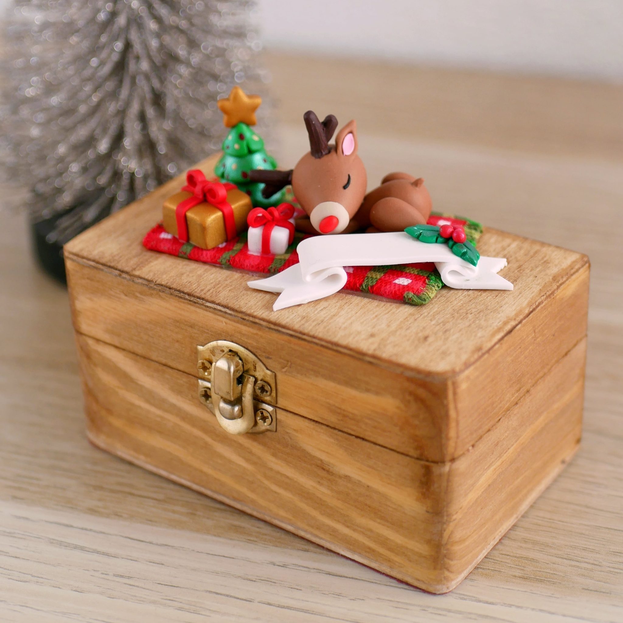 Cajita navideña para el aguinaldo