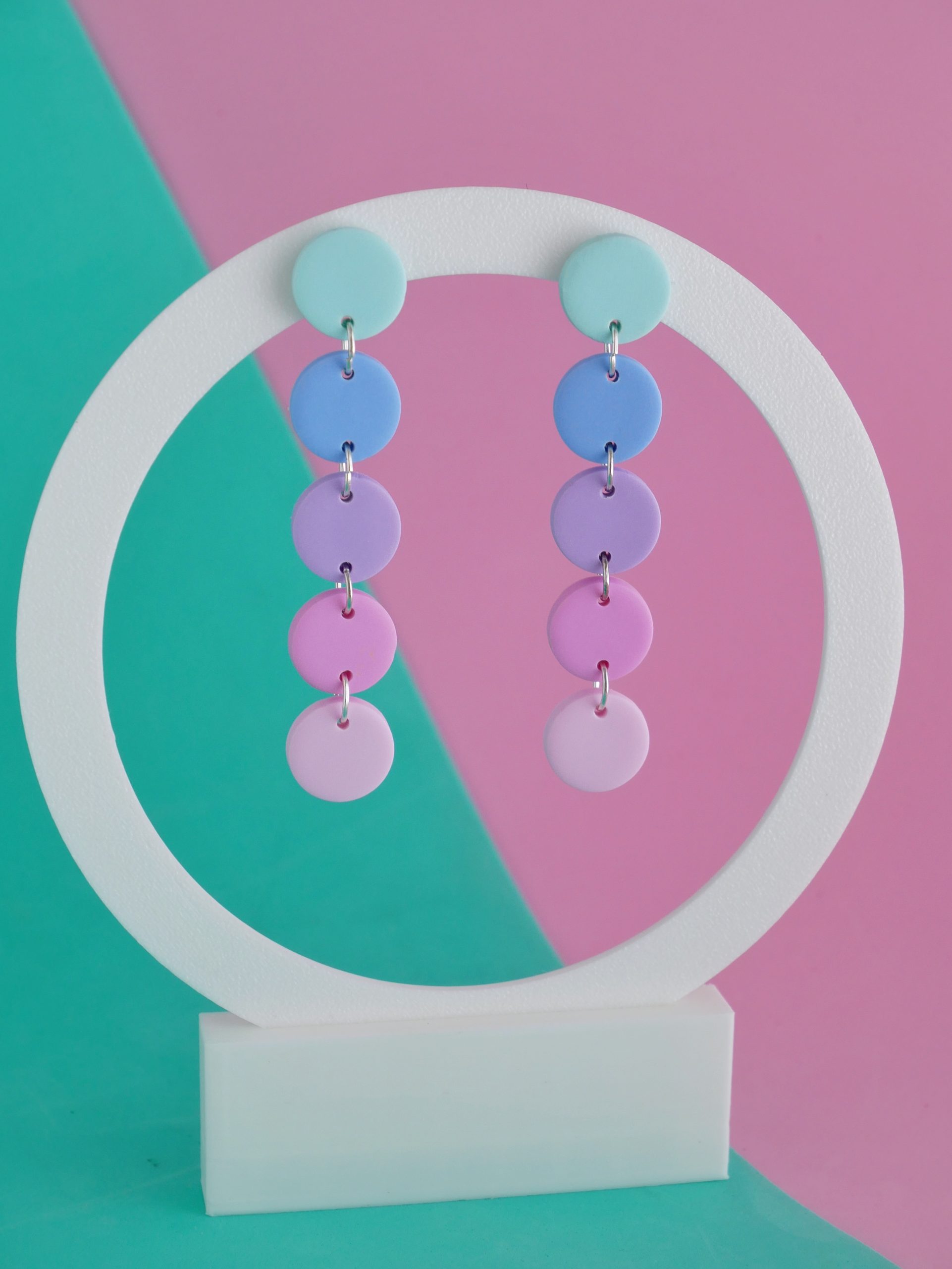 Pendientes ‘Confeti’ – Degradado azul y rosa - Imagen 2