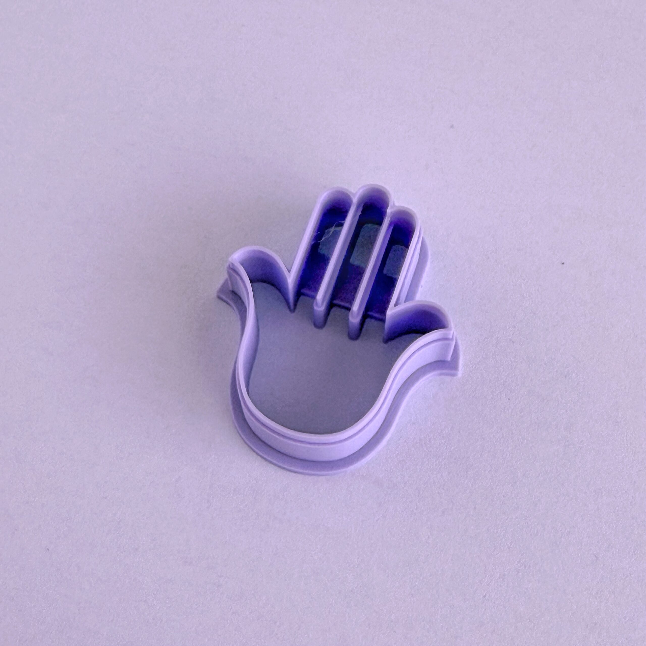 mano de fatima cortador arcilla polimerica